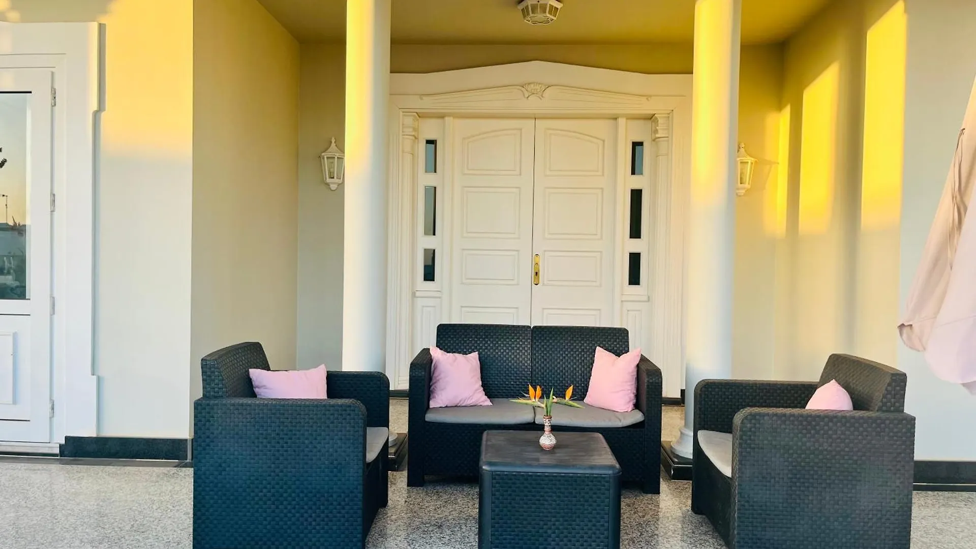 Kishni, Peaceful And Luxury Suite Villa Arrecife   Arrecife (Lanzarote)